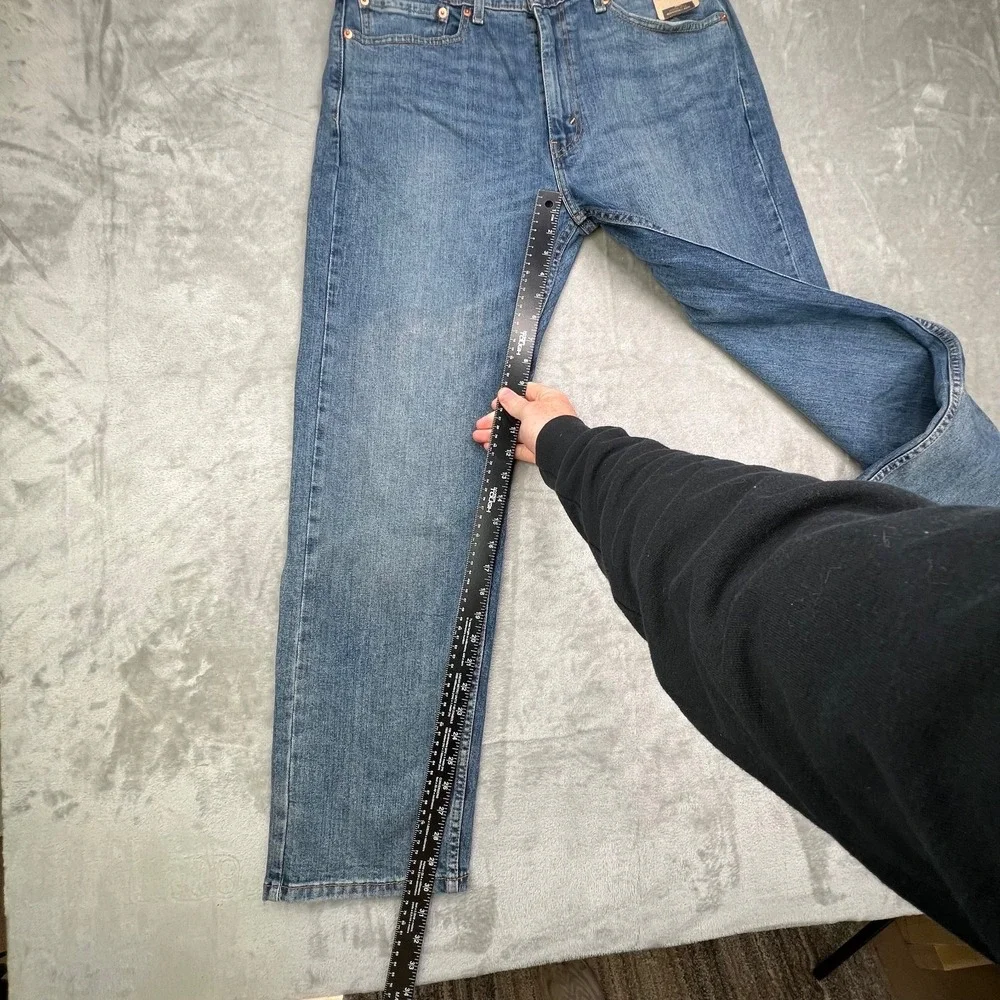 Levis 505 Jeans Mens 36x30 Blue Regular Fit Straight‎ Stretch Medium Wash NWT